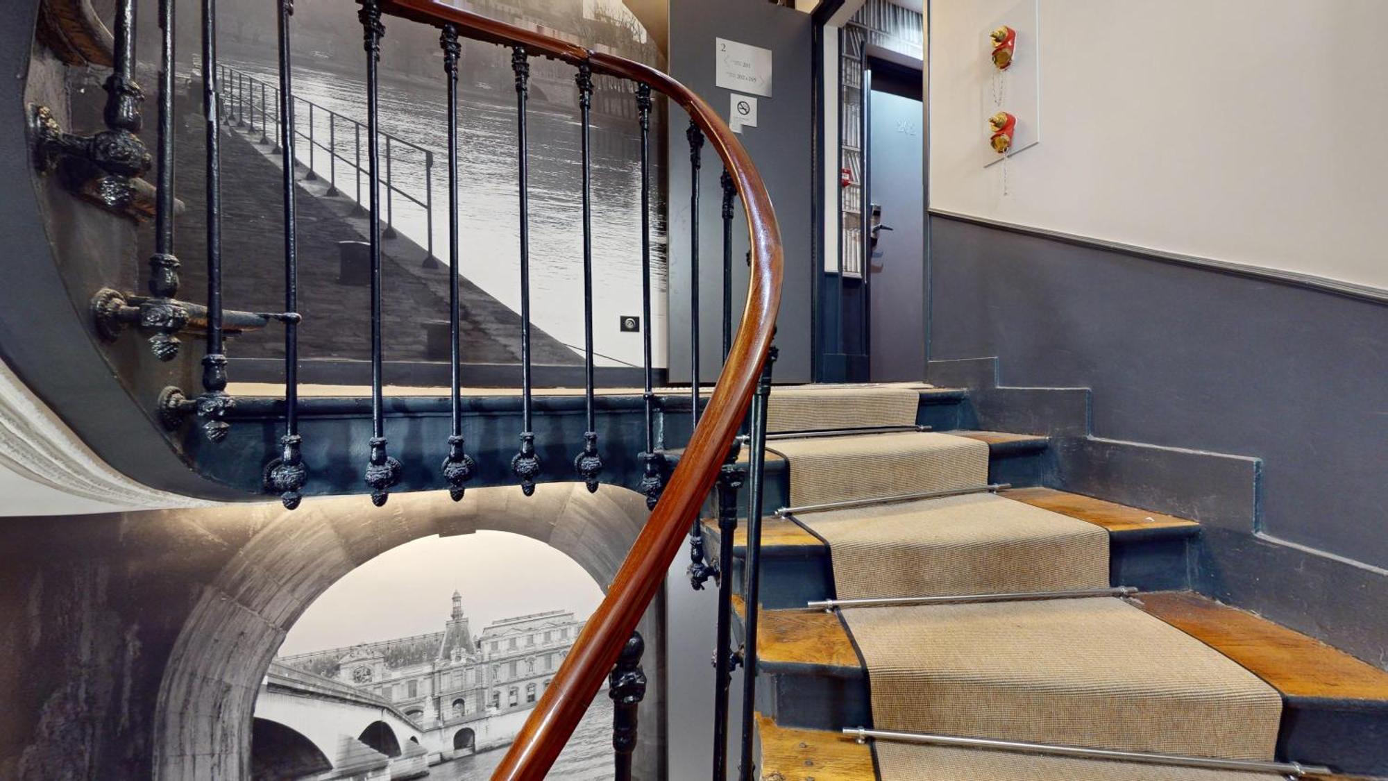 Best Western Hotel Opera Drouot Париж Екстериор снимка
